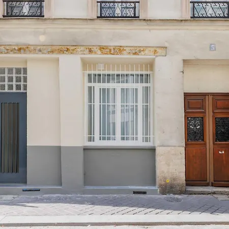 2br-6p - Gare De L'est Appartamento